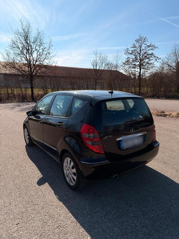 Gebraucht Mercedes A180 116 PS (85 kW) 2008 Schwarz Kleinwagen