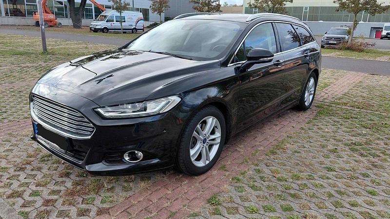 Schwarz Gebraucht 2015 Ford Mondeo Titanium Kombi | 9.900 € (Etwas zu teuer) - Bild 1/4