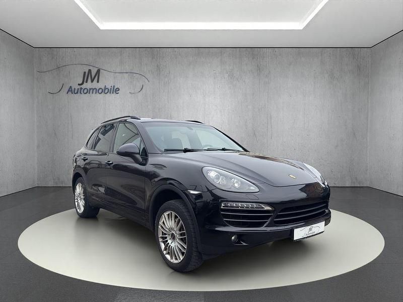 Gebraucht Porsche Cayenne 245 PS (180 kW) 2012 Tiefschwarzmetallic SUV