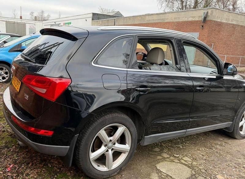 Gebraucht Audi Q5 211 PS (155 kW) 2011 Schwarz SUV