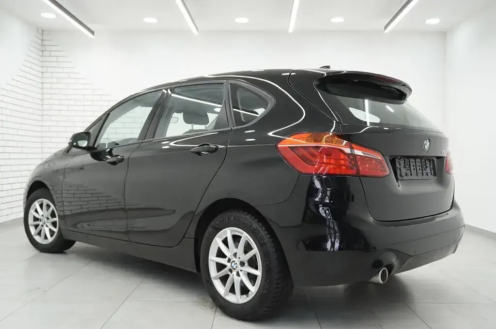Gebraucht BMW 216 Active Tourer 116 PS (85 kW) 2019 Schwarz Van / Kleinbus
