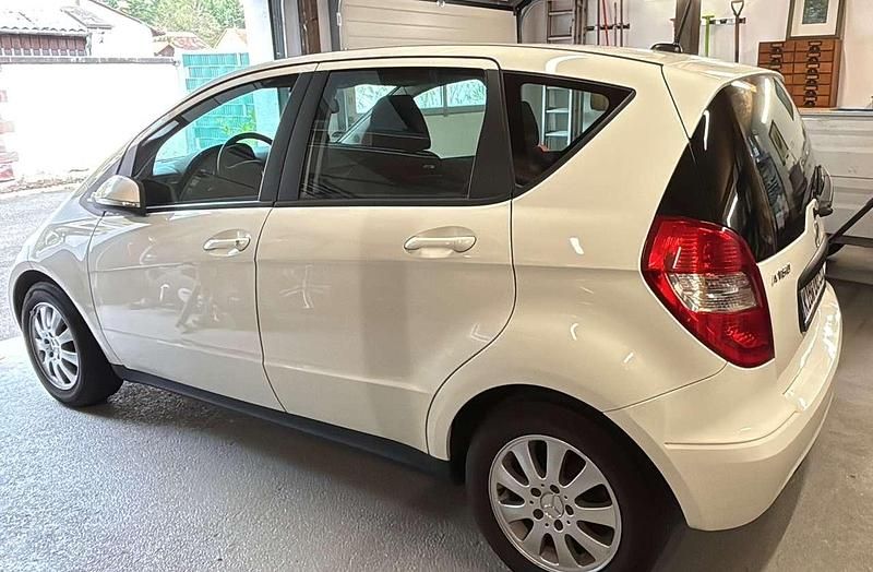 Gebraucht 2012 Mercedes A160 Avantgarde Limousine | 4.900 € (Superpreis) - Bild 1/3