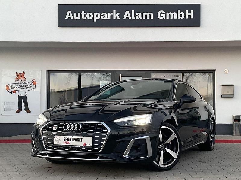 Mythosschwarz Gebraucht 2022 Audi S5 Sportback Sport Kleinwagen | 47.999 € (Fairer Preis) - Bild 1/4