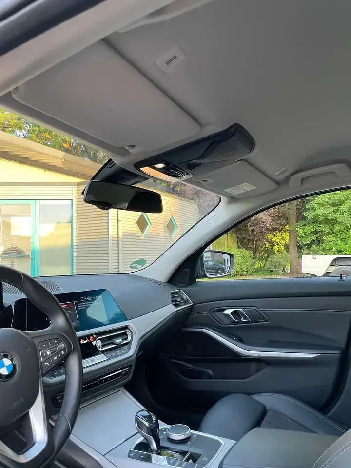 Gebraucht BMW 320 Advantage 190 PS (139 kW) 2020 Grau Kombi