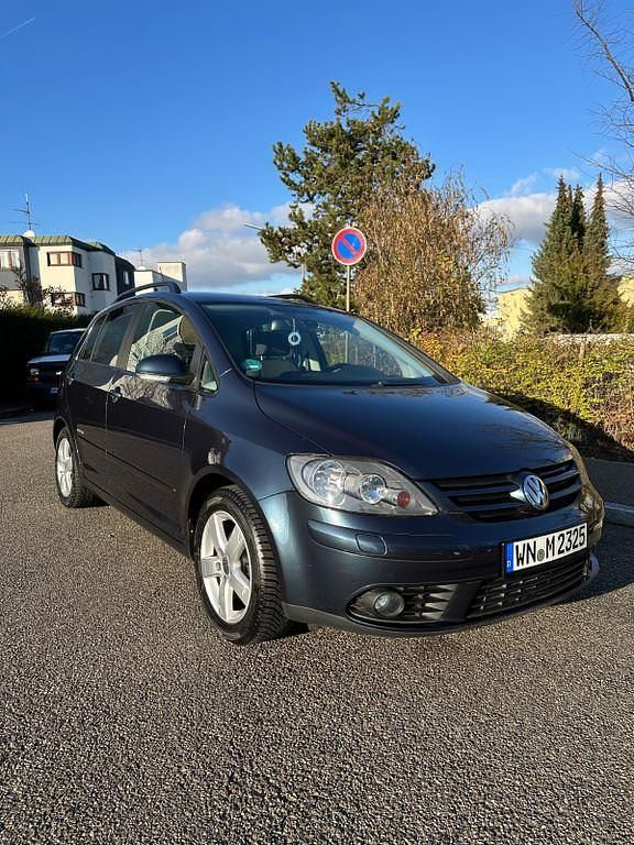 Gebraucht VW Golf Plus Cross United 80 PS (58 kW) 2008 Grau Van / Kleinbus