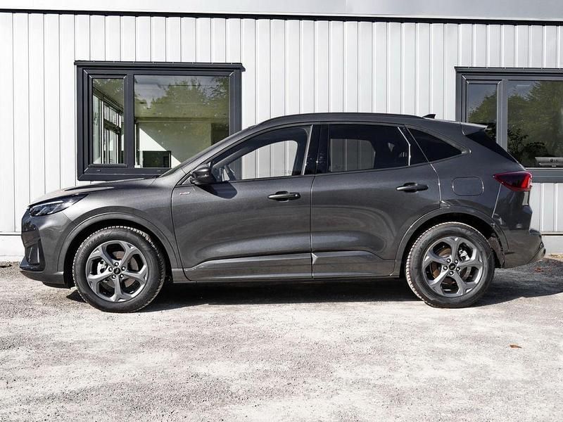 Gebraucht Ford Kuga ST-Line 179 PS (131 kW) 2025 Grau SUV