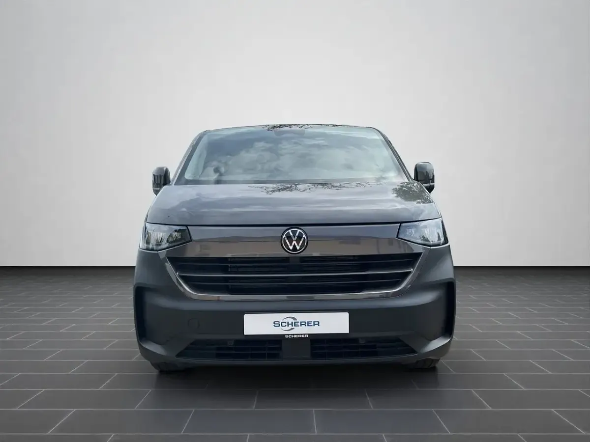 Gebraucht VW Caravelle 150 PS (110 kW) 2026 Graphite dust metallic (metallic) Van