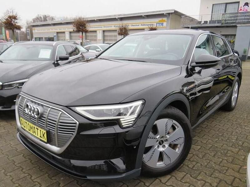 Andere Gebraucht 2021 Audi e-tron Basis SUV | 31.990 € (Guter Preis) - Bild 1/4