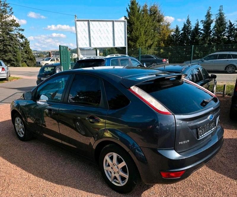 Gebraucht Ford Focus Titanium 109 PS (80 kW) 2010 Schwarz Limousine