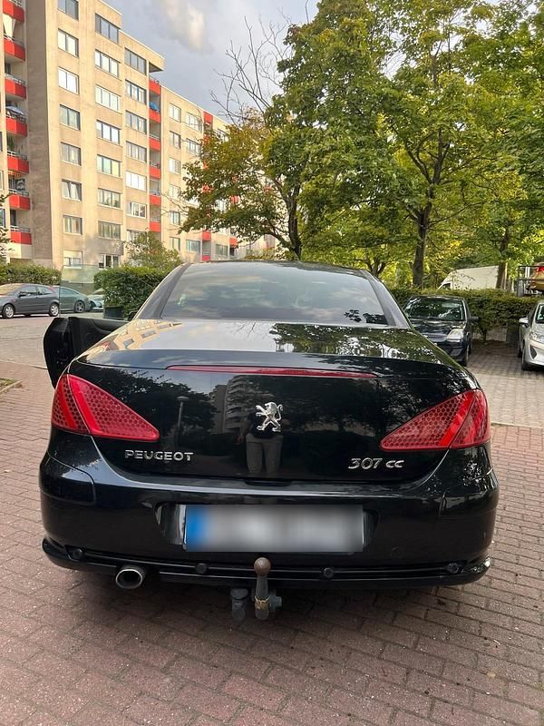 Schwarz Gebraucht 2004 Peugeot 307 CC Sport Cabrio | 1.650 € (Guter Preis) - Bild 1/4