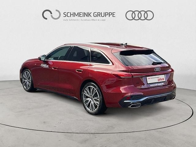 Gebraucht Audi A5 Ambiente 204 PS (150 kW) 2025 Grenadinerot metallic Coupé