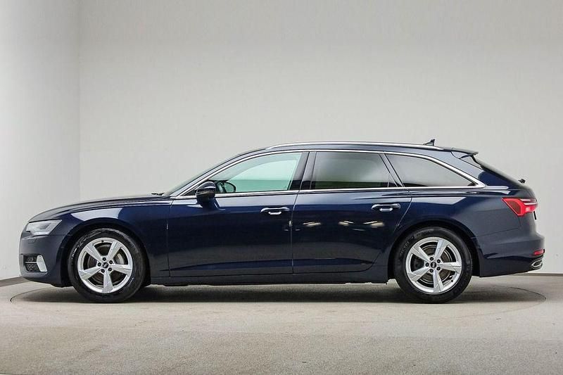 Gebraucht Audi A6 Sport 163 PS (119 kW) 2022 Firmamentblau metallic (metallic) Kombi