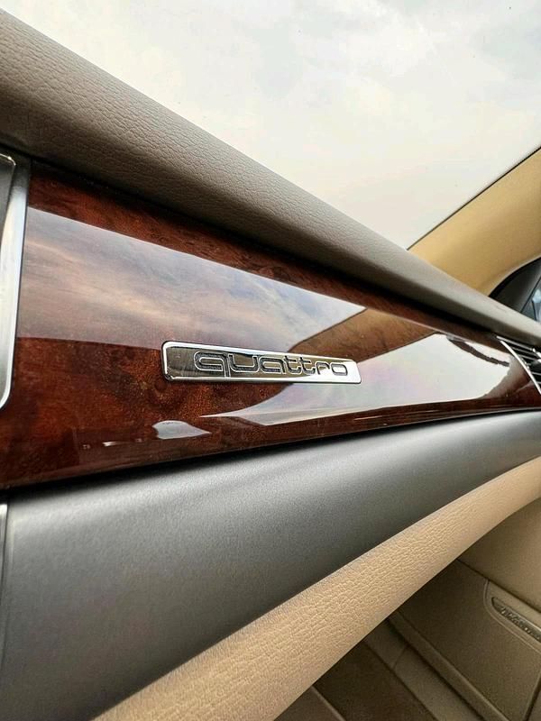 Gebraucht Audi A8 344 PS (253 kW) 2003 Blau Limousine