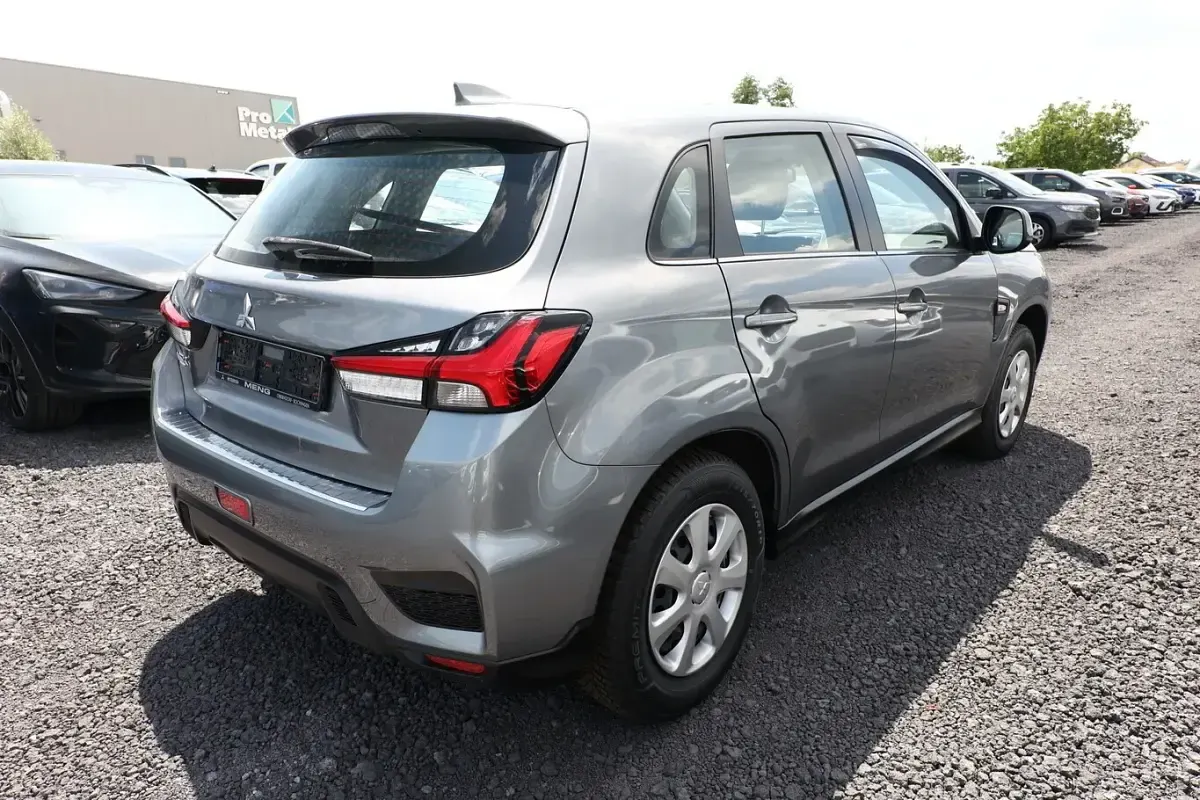 Gebraucht Mitsubishi ASX Edition 150 PS (110 kW) 2020 Grau metallic SUV