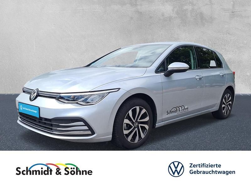 Gebraucht VW Golf VIII Active 150 PS (110 kW) 2023 Silber metallic Limousine