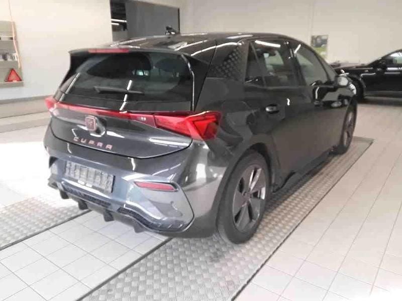 Gebraucht Cupra Born 150 kW (204 PS) 2023 Vulcan grey Kleinwagen