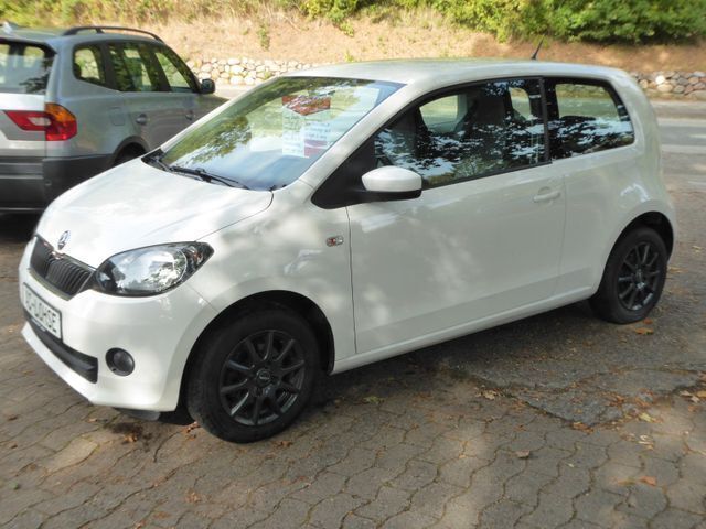 Weiß Gebraucht 2014 Skoda Citigo Kleinwagen | 7.490 € (Etwas zu teuer) - Bild 1/1