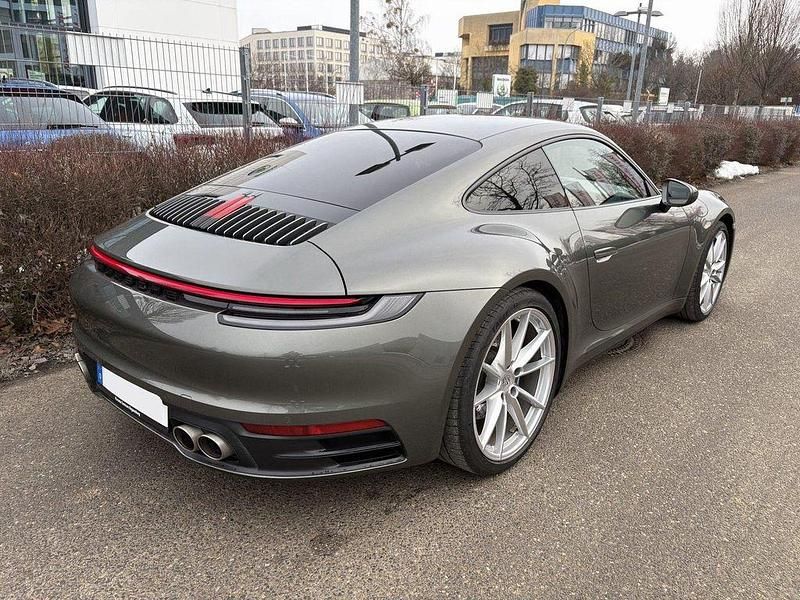 Gebraucht Porsche 911 Carrera 4S 450 PS (330 kW) 2019 Aventuringrün (metallic) Coupé