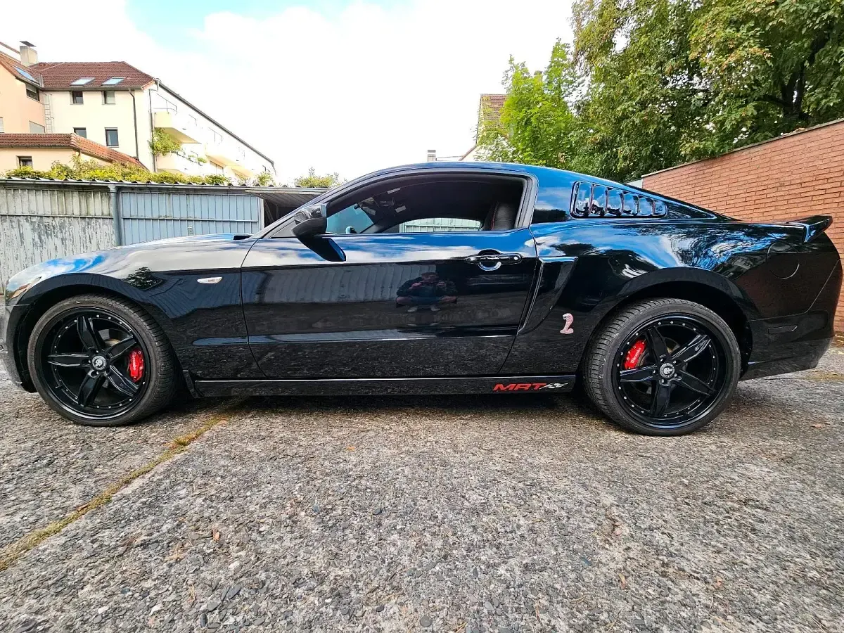 Gebraucht Ford Mustang 306 PS (225 kW) 2013 Schwarz Coupé