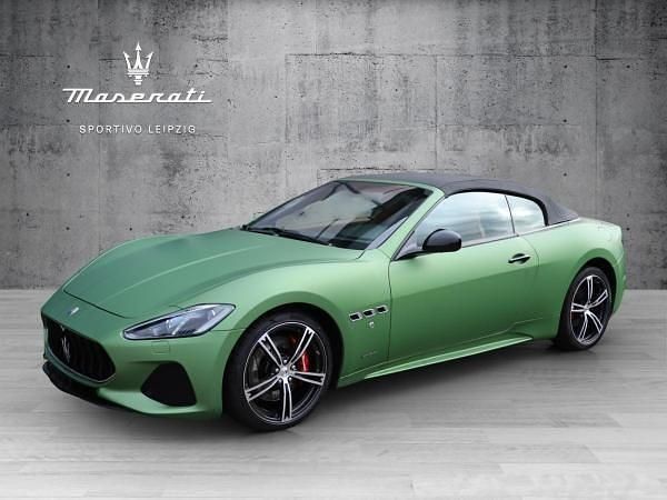 Grün (vollfolierung in grün matt / original farbe: ) Gebraucht 2018 Maserati GranCabrio Cabrio | 128.111 € - Bild 1/4