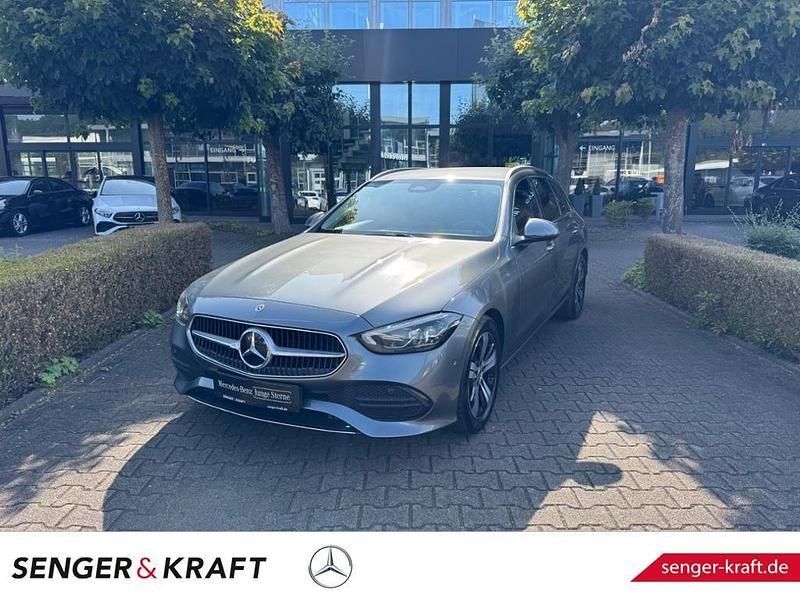 Grau Gebraucht 2022 Mercedes C200 Kombi | 27.440 € (Guter Preis) - Bild 1/4