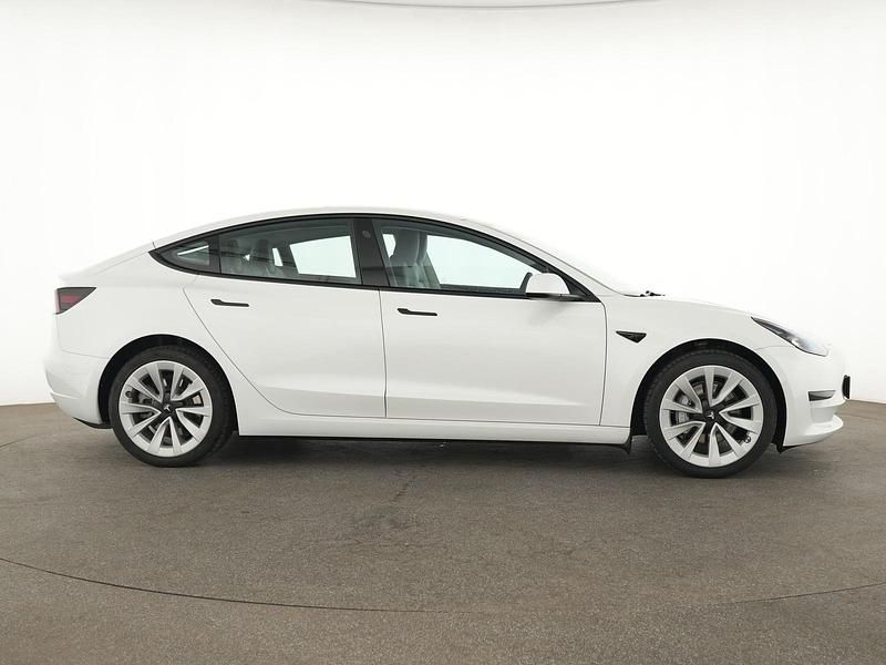Gebraucht Tesla Model 3 208 kW (283 PS) 2022 Perl weiss Limousine
