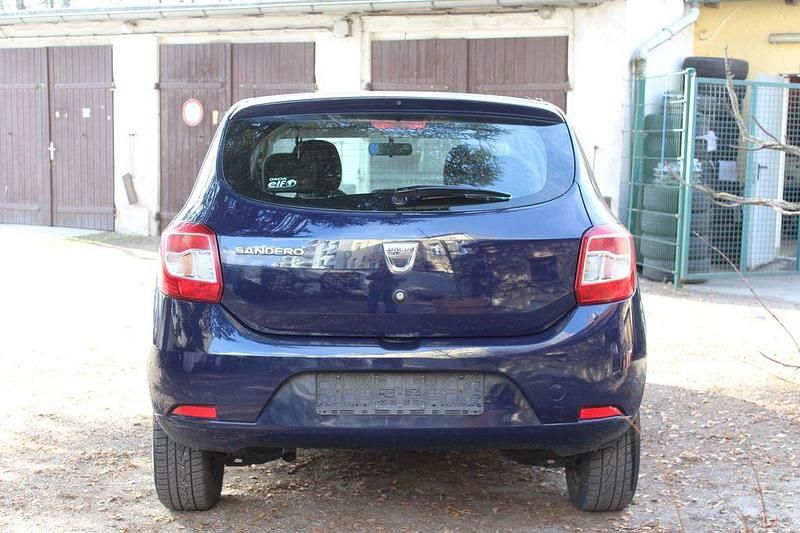 Gebraucht Dacia Sandero Ambiance 73 PS (53 kW) 2016 Blau Limousine