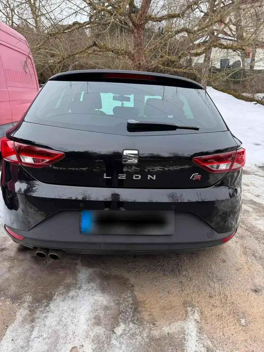 Gebraucht Seat Leon FR 179 PS (131 kW) 2015 Schwarz Limousine