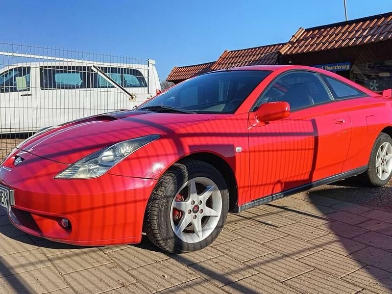 Second-hand Toyota Celica 143 CP (105 kW) 2001 Roșu Coupe