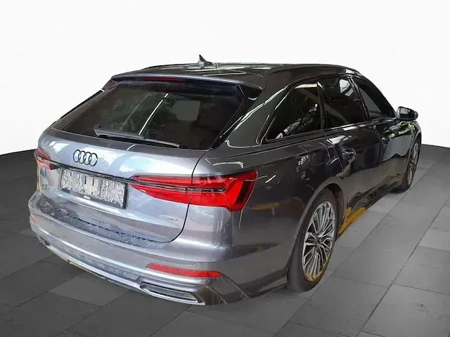 Gebraucht Audi A6 S-Line 367 PS (269 kW) 2023 Grau Kombi