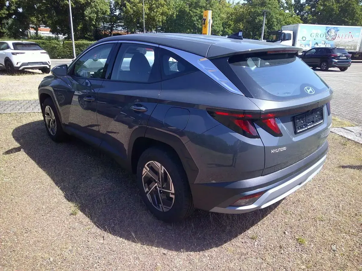 Neu Hyundai Tucson 160 PS (117 kW) 2026 Phantom black oder grau SUV