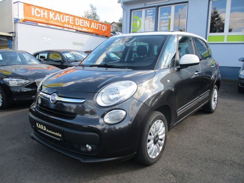 Grau Gebraucht 2015 Fiat 500L Lounge Van / Kleinbus | 5.950 € (Fairer Preis) - Bild 1/4