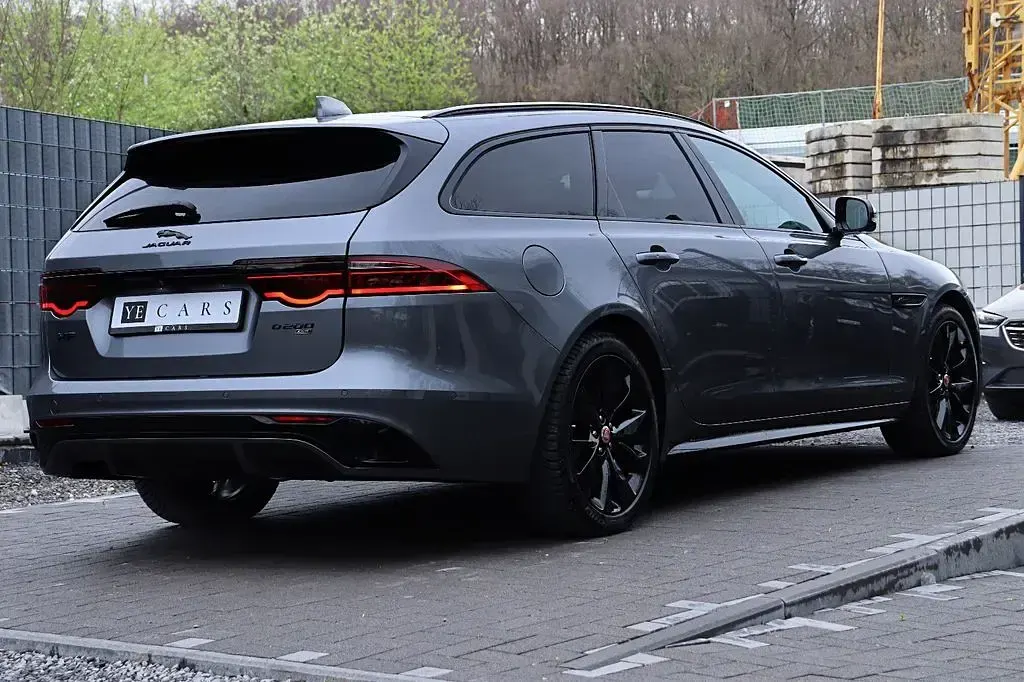 Gebraucht Jaguar XF R-Dynamic 204 PS (150 kW) 2023 Grau Limousine