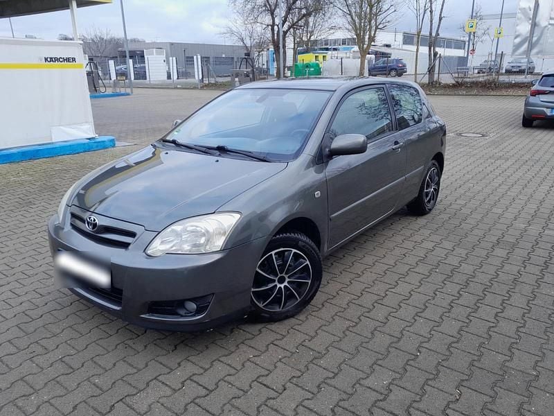 Gebraucht Toyota Corolla 110 PS (80 kW) 2005 Grau Limousine