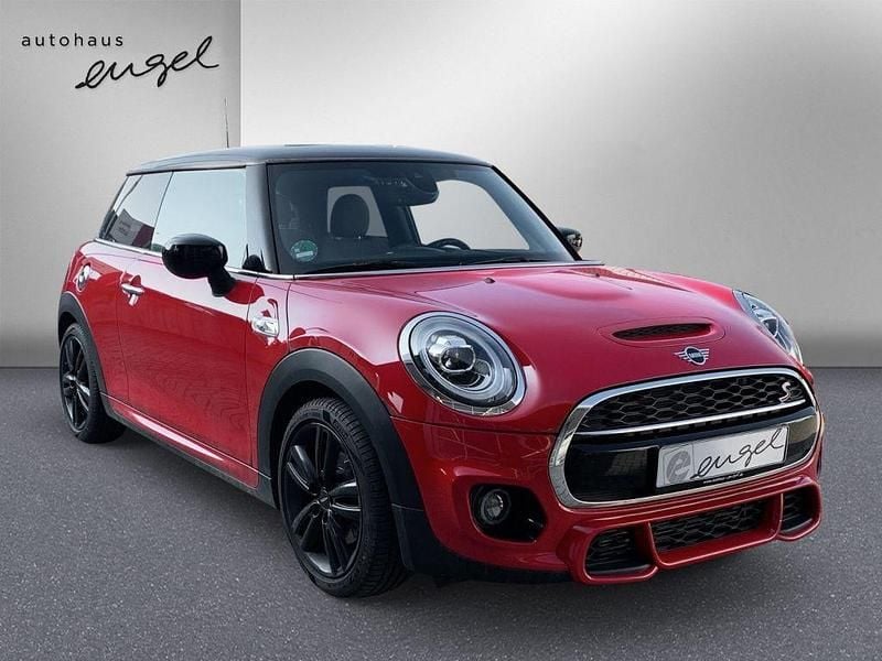 Gebraucht Mini Cooper S 192 PS (141 kW) 2019 Chili red Kleinwagen