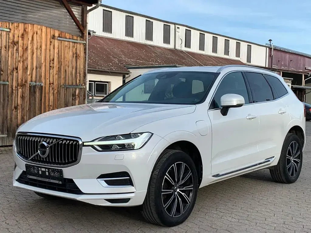 Gebraucht Volvo XC60 Inscription 320 PS (235 kW) 2017 Weiß SUV