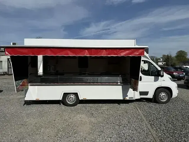 Gebraucht Fiat Ducato 116 PS (85 kW) 2017 Weiss Van