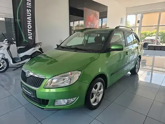 Gebraucht Skoda Fabia Family 86 PS (63 kW) 2013 Grün Kombi
