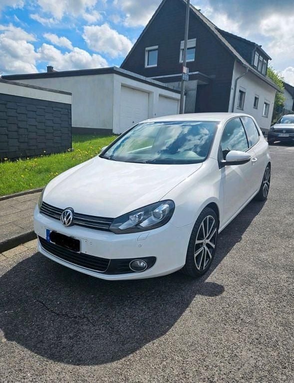 Gebraucht VW Golf VI Highline 140 PS (102 kW) 2010 Weiß Kleinwagen