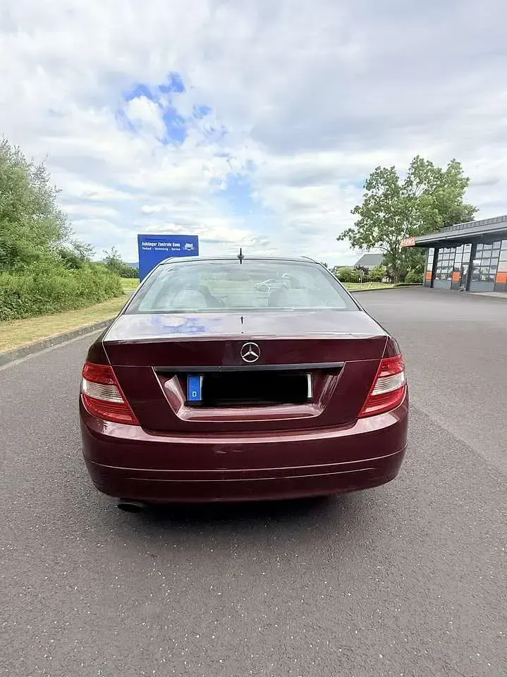 Gebraucht Mercedes C180 156 PS (114 kW) 2008 Rot Limousine