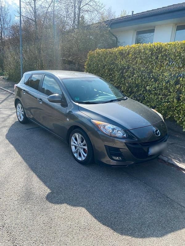 Gebraucht Mazda 3 116 PS (85 kW) 2011 Schwarz Kleinwagen