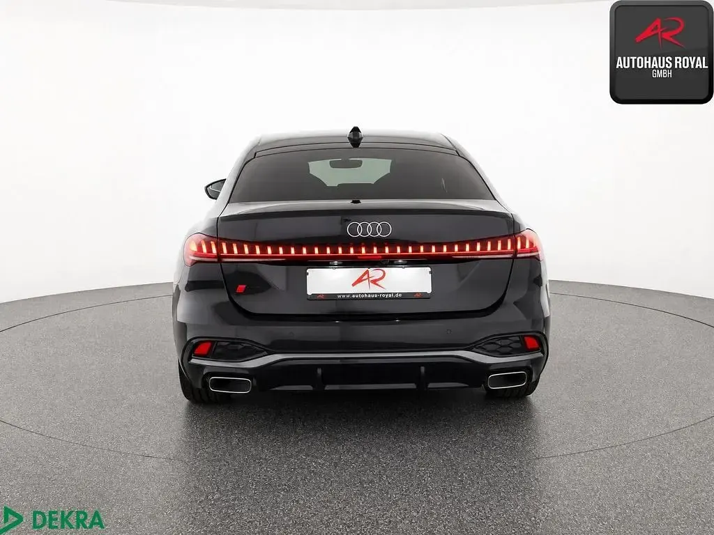 Gebraucht Audi A5 S-Line 204 PS (150 kW) 2025 Schwarz Limousine