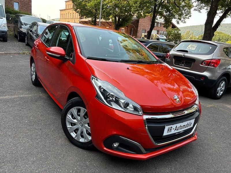 Orange Gebraucht 2018 Peugeot 208 Active Kleinwagen | 6.950 € (Fairer Preis) - Bild 1/4