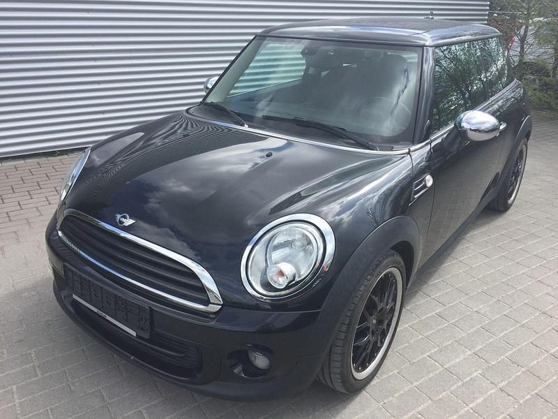 Gebraucht Mini ONE 75 PS (55 kW) 2013 Schwarz Kleinwagen
