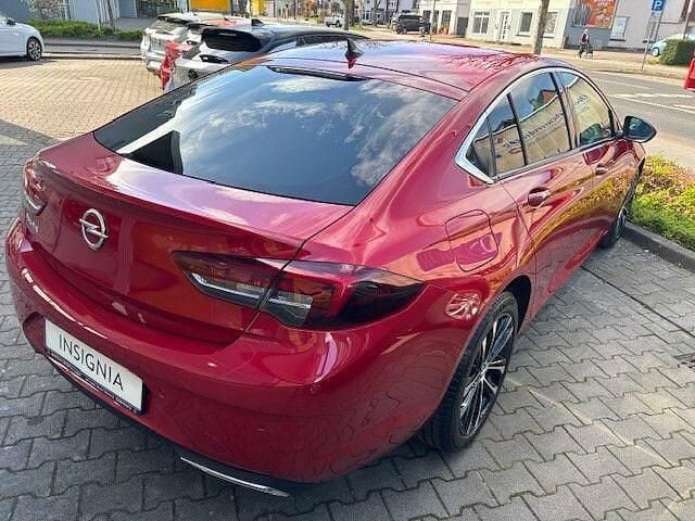 Gebraucht Opel Insignia Elegance 170 PS (125 kW) 2022 Rot Limousine