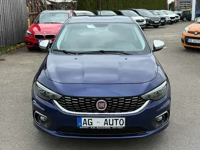 Gebraucht Fiat Tipo Mirror 120 PS (88 kW) 2019 Colore esterno (blu) Kleinwagen
