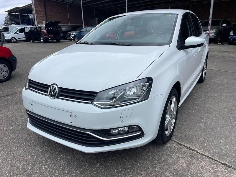 Gebraucht VW Polo Comfortline 60 PS (44 kW) 2017 Weiß Kleinwagen