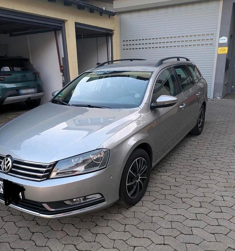 Gebraucht VW Passat 140 PS (102 kW) 2014 Silber Kombi