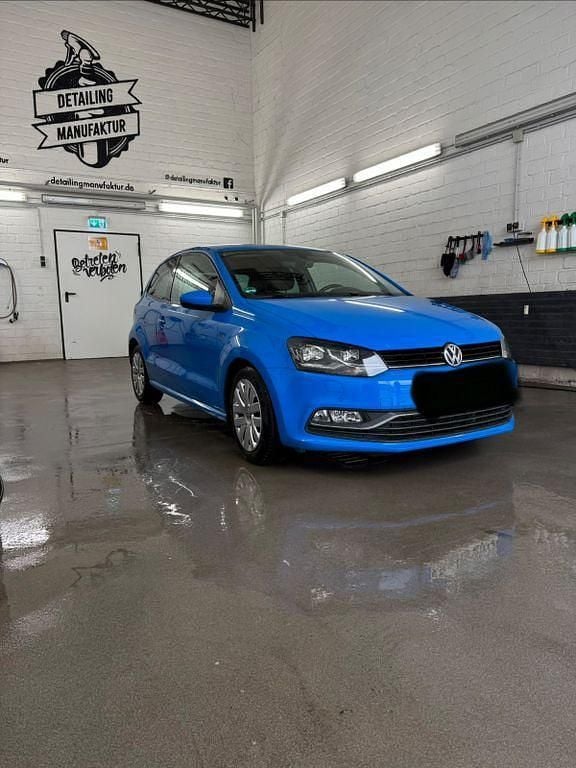 Gebraucht VW Polo LOUNGE 75 PS (55 kW) 2015 Blau Kleinwagen