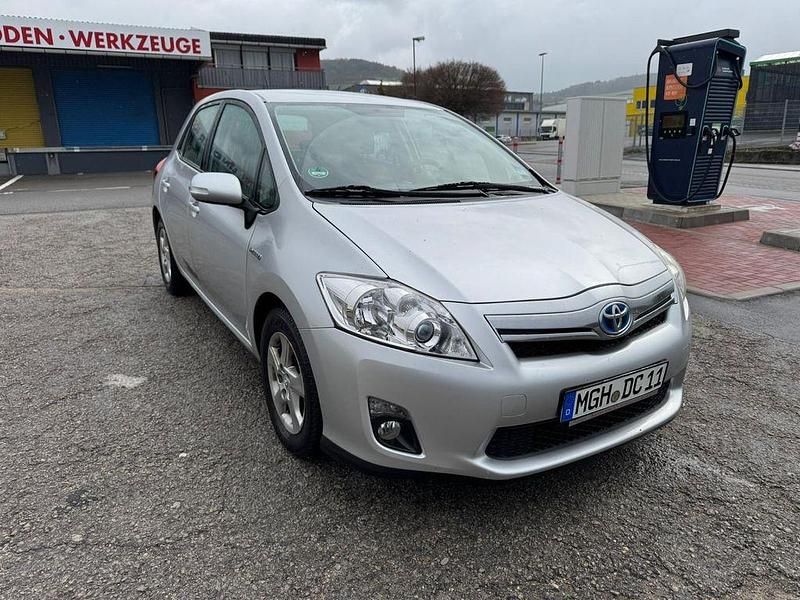 Gebraucht Toyota Auris Executive 136 PS (100 kW) 2012 Silber Limousine
